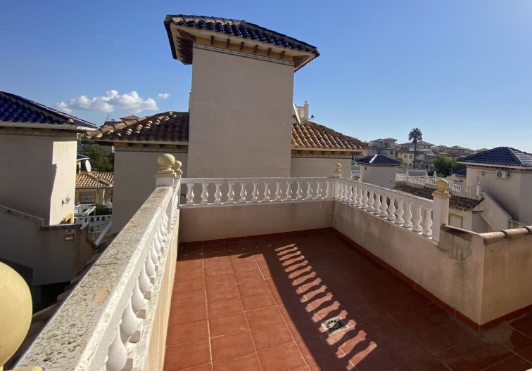 Segunda mano - villa - La Zenia - Costa Blanca