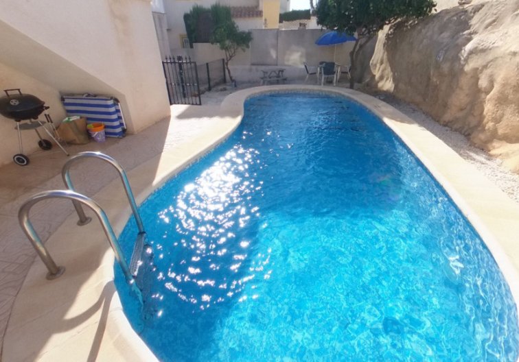 Segunda mano - villa - La Zenia - Costa Blanca