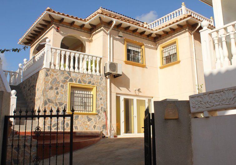 Segunda mano - villa - La Zenia - Costa Blanca