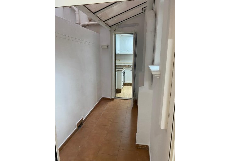 Segunda mano - Apartamento  - Torrevieja - Estacion De Autobuses