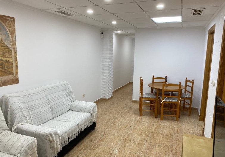 Segunda mano - Apartamento  - Torrevieja - Estacion De Autobuses