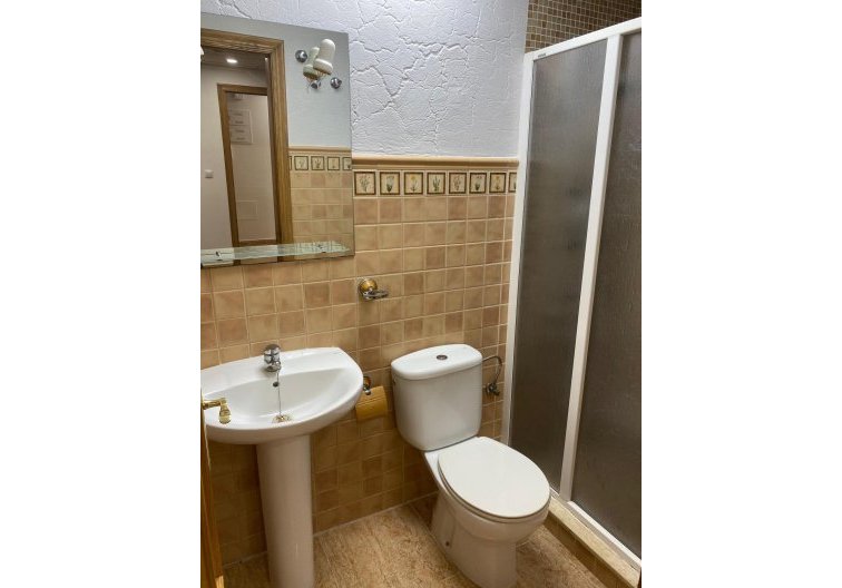 Segunda mano - Apartamento  - Torrevieja - Estacion De Autobuses