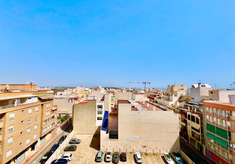 Segunda mano - Apartamento  - Torrevieja - La Mata