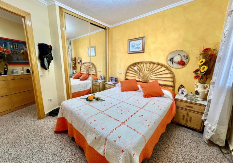 Segunda mano - Apartamento  - Torrevieja - La Mata