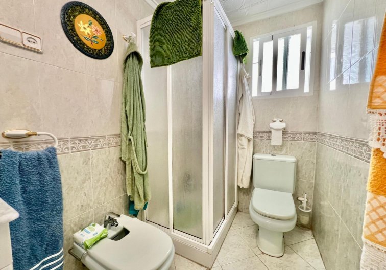 Segunda mano - Apartamento  - Torrevieja - La Mata