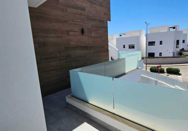 Segunda mano - villa - Los Montesinos - Costa Blanca