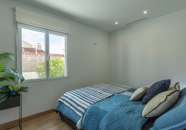 Segunda mano - villa - Los Balcones - Costa Blanca