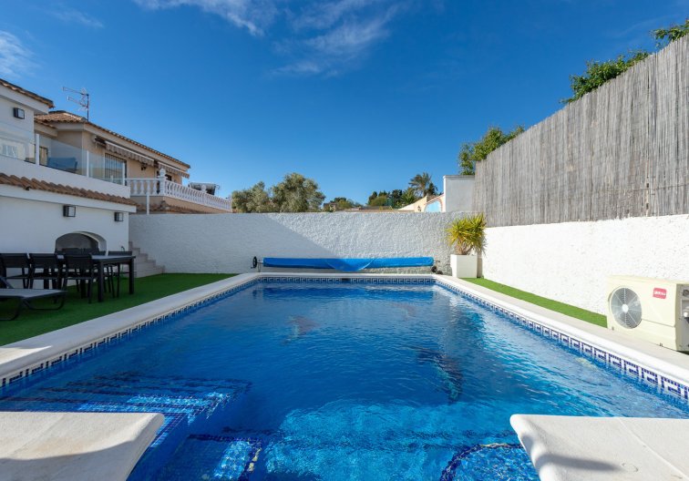 Segunda mano - villa - Los Balcones - Costa Blanca