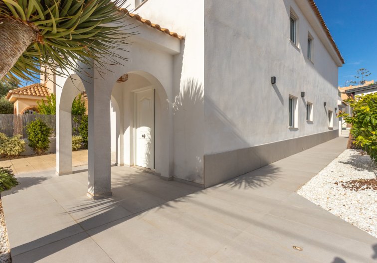 Segunda mano - villa - Los Balcones - Costa Blanca