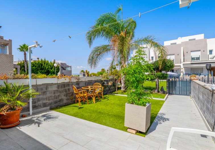 Resale - town house - Torrevieja - Costa Blanca