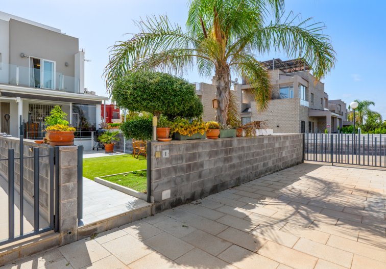 Resale - town house - Torrevieja - Costa Blanca