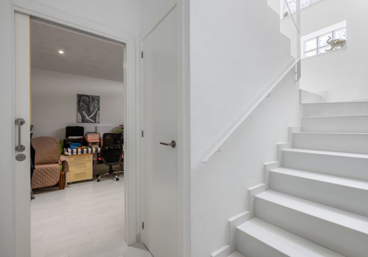 Resale - town house - Torrevieja - Costa Blanca