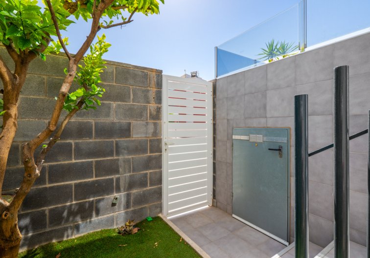Resale - town house - Torrevieja - Costa Blanca