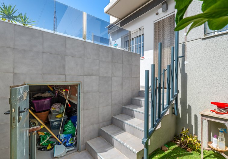 Resale - town house - Torrevieja - Costa Blanca
