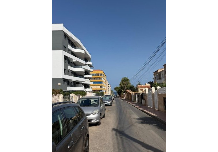 Segunda mano - Apartamento  - Torrevieja - Punta Prima