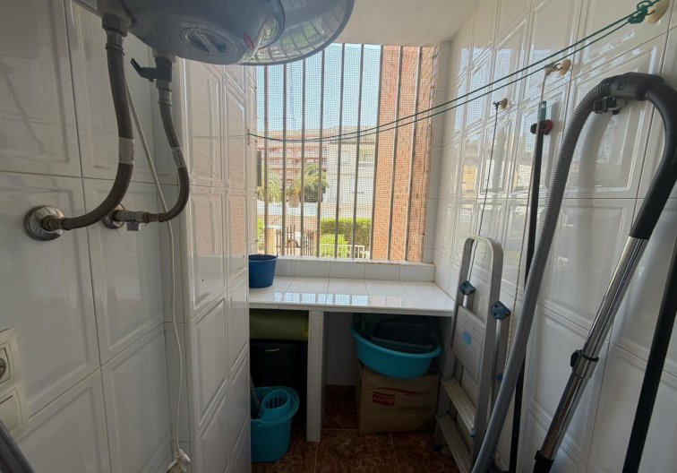 Segunda mano - Apartamento  - Torrevieja - Punta Prima