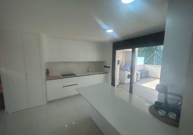 Segunda mano - Apartamento  - Los Balcones - AMAY Urbanisation