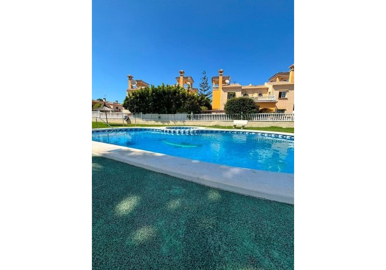Wiederverkauf - villa - Orihuela Costa - Lomas de Cabo Roig