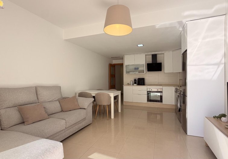 Segunda mano - Apartamento  - Torrevieja - Parque De Las Naciones