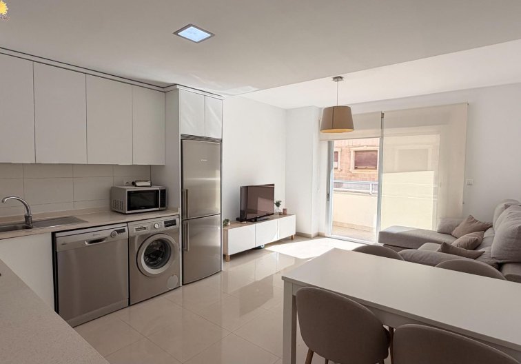 Segunda mano - Apartamento  - Torrevieja - Parque De Las Naciones