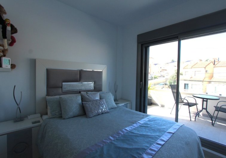 Revente - villa - Villamartin - El Galan
