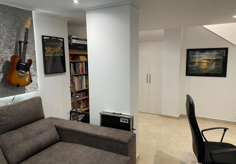 Revente - villa - Villamartin - El Galan