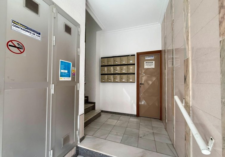 Revente - Appartement - Torrevieja - Playa del Cura