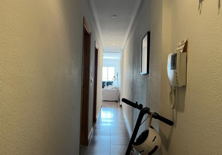 Revente - Appartement - Torrevieja - Centro