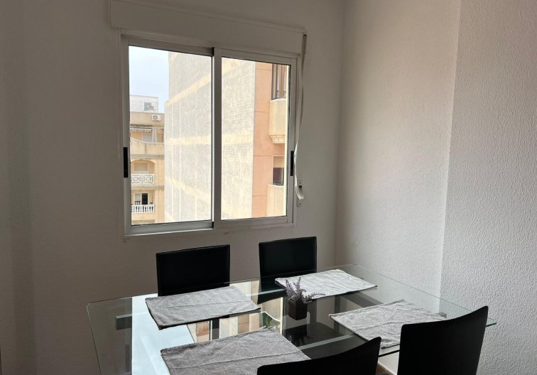 Revente - Appartement - Torrevieja - Centro