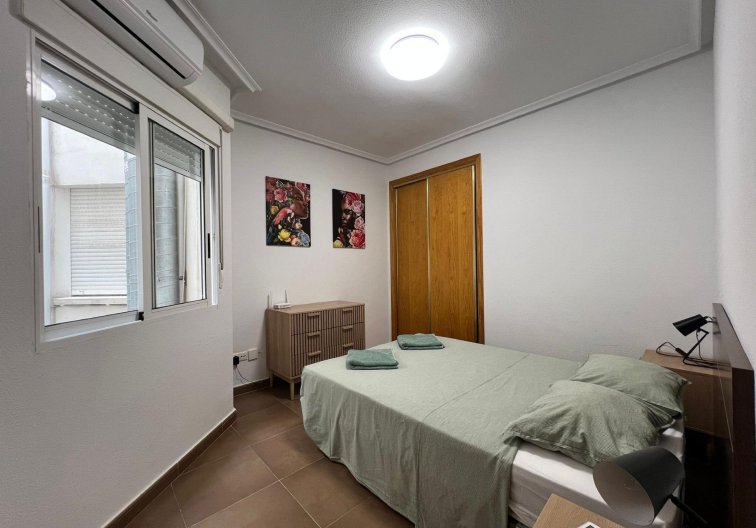 Revente - Appartement - Torrevieja - Centro