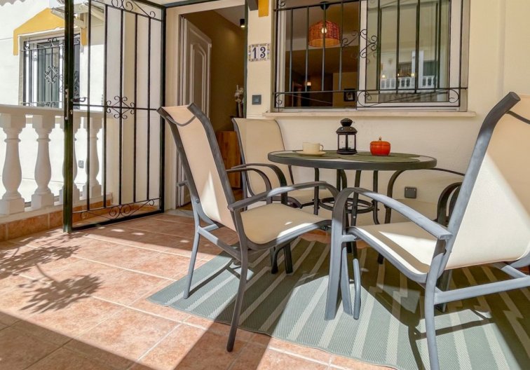 Wiederverkauf - town house - Orihuela Costa - Costa Blanca