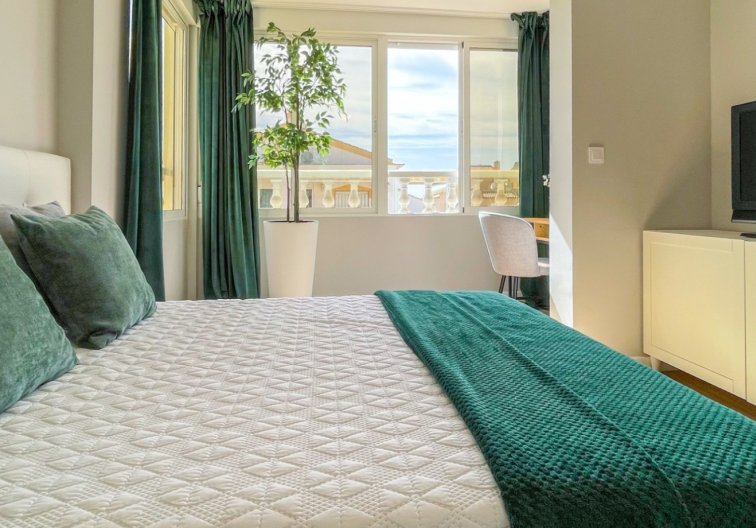 Wiederverkauf - town house - Orihuela Costa - Costa Blanca
