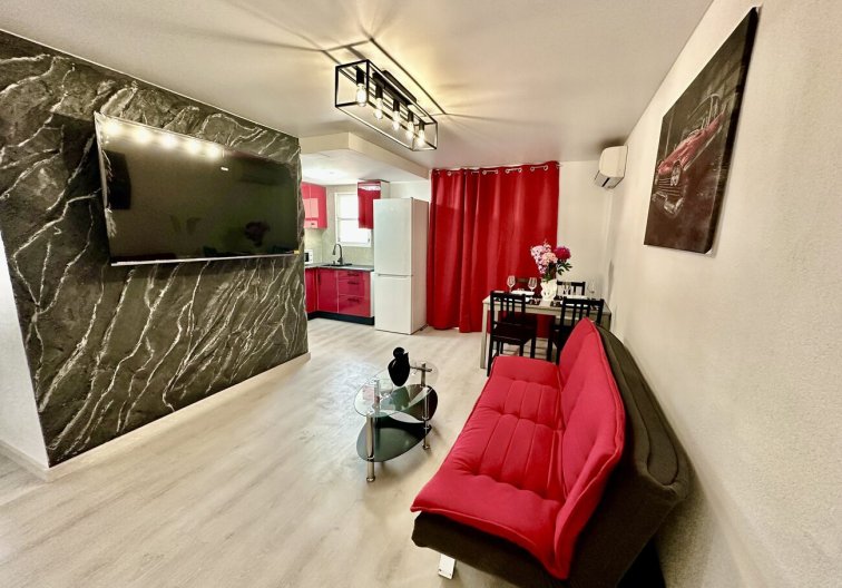Segunda mano - Apartamento  - Torrevieja - Centro