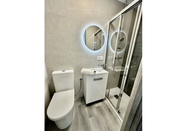 Segunda mano - Apartamento  - Torrevieja - Centro
