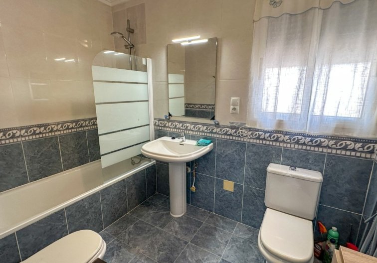 Segunda mano - villa - Villamartin - Costa Blanca