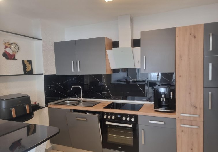 Segunda mano - Apartamento  - Torrevieja - Playa de los Locos