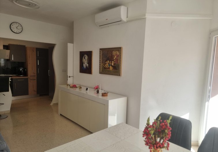 Segunda mano - Apartamento  - Torrevieja - Playa de los Locos