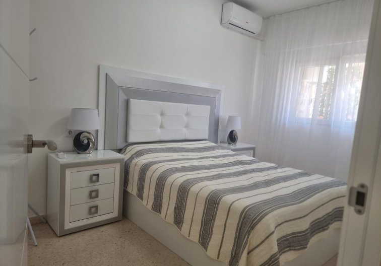 Segunda mano - Apartamento  - Torrevieja - Playa de los Locos