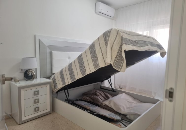 Segunda mano - Apartamento  - Torrevieja - Playa de los Locos