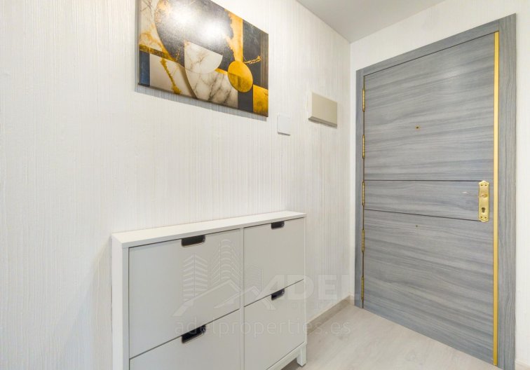 Segunda mano - Apartamento  - Torrevieja - Parque De Las Naciones