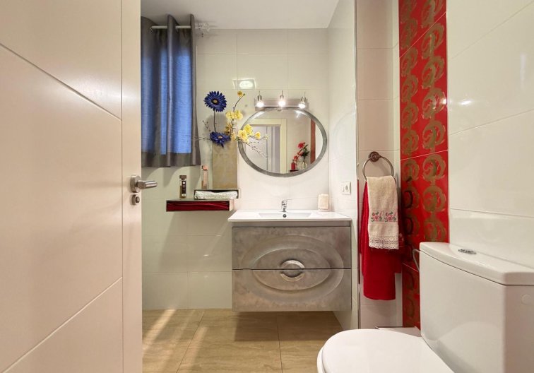 Revente - Appartement - Torrevieja - Paseo Maritimo