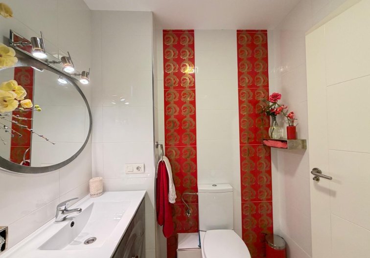 Revente - Appartement - Torrevieja - Paseo Maritimo