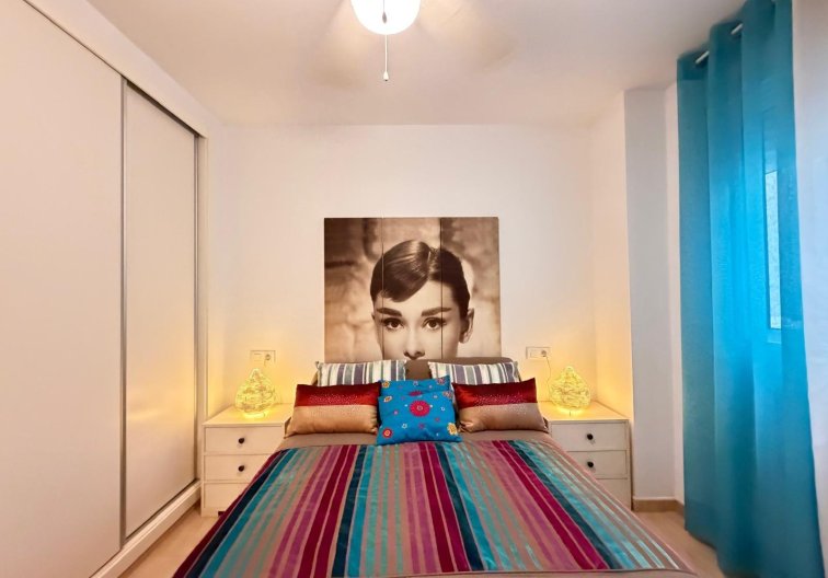 Revente - Appartement - Torrevieja - Paseo Maritimo