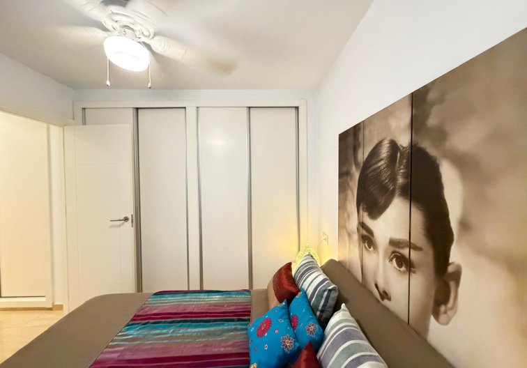 Revente - Appartement - Torrevieja - Paseo Maritimo