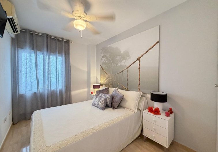 Revente - Appartement - Torrevieja - Paseo Maritimo