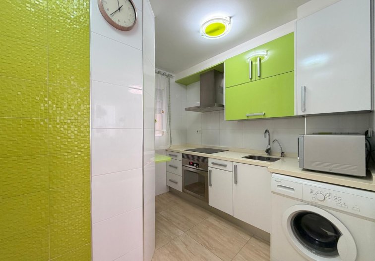 Revente - Appartement - Torrevieja - Paseo Maritimo