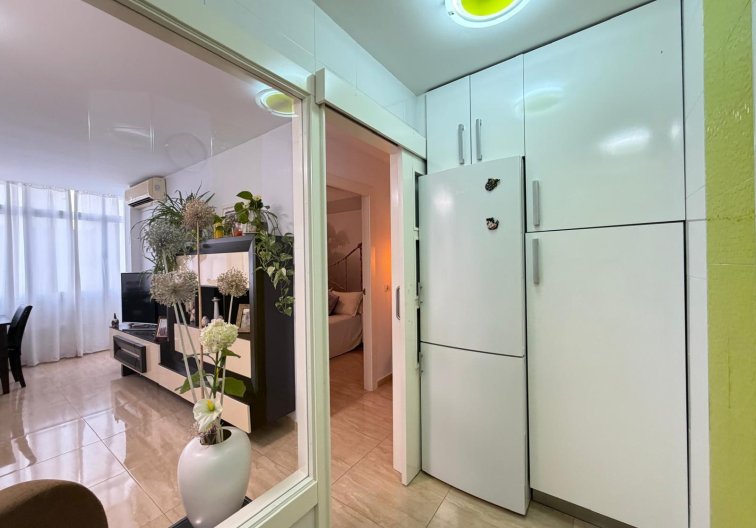 Revente - Appartement - Torrevieja - Paseo Maritimo
