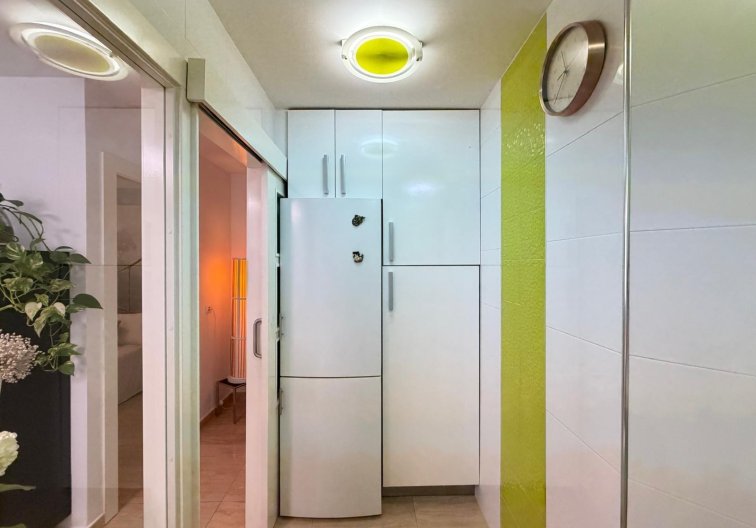 Revente - Appartement - Torrevieja - Paseo Maritimo