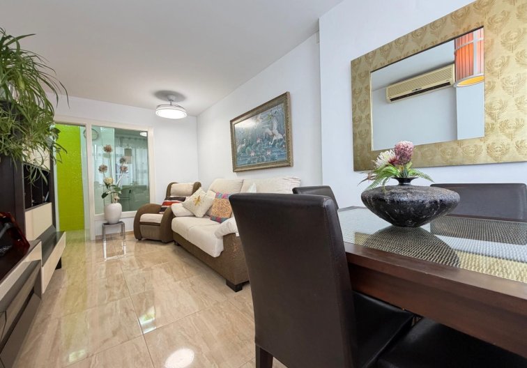 Revente - Appartement - Torrevieja - Paseo Maritimo