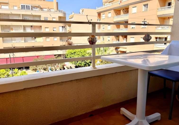 Segunda mano - Apartamento  - Torrevieja - El Molino
